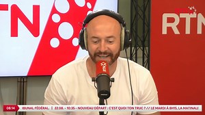 2.6K views · 41 reactions | L'humoriste David Charles MC Roger ressort dans La Matinale les travers de l'autorité parentale qui est, selon lui, « l'autorité pas rentable ».  Retrouvez notre chronique « Faites-nous rire » chaque mercredi à 8h15 | RTN.CH | Facebook
