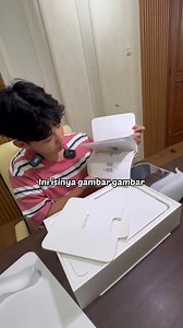 11K views · 470 reactions | Unboxing apple vision pro! Siapa mau cobain | 홒홞홡홡홞홚홎홖홡홞홢 & 홑홞홡홢홚홞 | Facebook