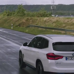 אמרנו חווית הנהיגה המושלמת, או לא אמרנו? רכב הפנאי-שטח החשמלי המלא - iX3 בקרוב בישראל. #THEiX3 #BMWi #BornElectric *טווח הנסיעה החשמלי הינו לפי בדיקות המעבדה. טווח הנסיעה בפועל עשוי להשתנות בהתאם לתנאי הדרך, האקלים, תחזוקת הרכב, מאפייני הנהיגה ובלאי הסוללה המשפיע על קיבולה ויכול להגיע לפער ביחס לנתוני היצרן. | BMW Israel