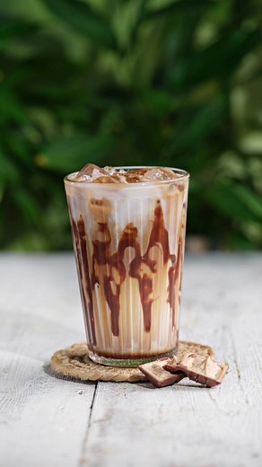 1K views | If ever there was a day for an iced coffee…today is the day ☀️☀️!!! Like this Choco Noisette Iced Latte! A tasty mix of creamy hazelnut and smooth chocolate flavours, served over ice with fresh cold milk 拏流☕️ Or you can try this with any flavoured syrup! We have a range of flavours available for you to buy on our website. #icedlatte #icedcoffee #friday #fridays #fridaymood #summer #summertime #sunsout #sun #coffee | Java Republic | Facebook