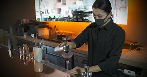 Bars without booze gain popularity in Japan
