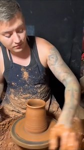 See how he made a clay Pot ❤️ | Jermaine Dolly | Facebook