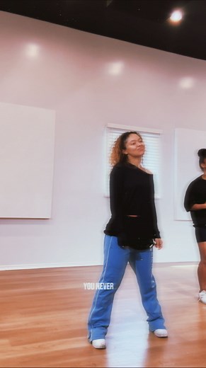 BEAULEXX on Instagram: "PART 2 ! CHOREOGRAPH WITH MEEEEE 🫶🏽 the hardest part of this session was figuring out the first steps 😩 but once we had that it was a breeeezeeeeeeee 🍃🍃should I show more of these BTS moments? LOL"