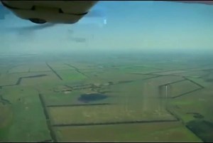 Um UAV RQ-20 Puma de fabricação norte-americana, operado por ucranianos, sobrevive ao ataque de um míssil antiaéreo russo. | Guerras e Suas Curiosidades.