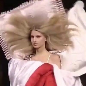 39K views · 335 reactions | Moda Quarentena 2020  | Glamour & Moda e Beleza | Facebook