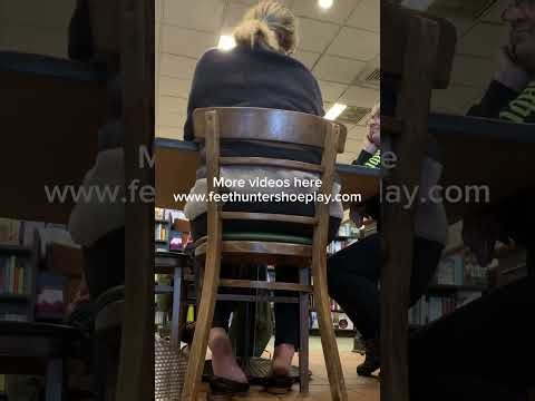 Candid shoeplay dirty soles #feet #dangle #soles #femalefeet