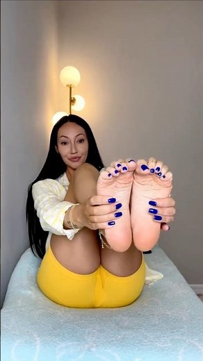Modeling Soles Up Close 👣 POV Foot Posing, Self Care & Ticklish Flex #POVSoles #ASMRFeet #TicklePlay