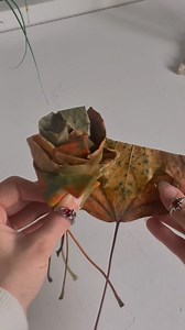 Fall leaf garland or DIY rose gift tut: @Julia | Yasmin