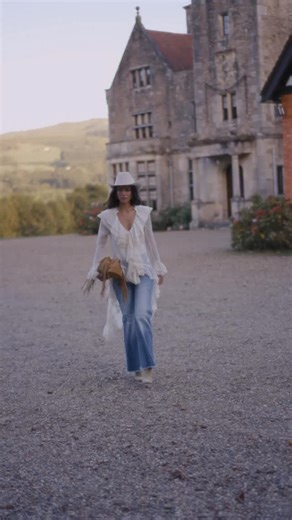 Free Soul blouse🤍 Romance with a wild touch. The blouse that turns any outfit into a story💫 #fetichesuances#bohochic | Fetiche Suances