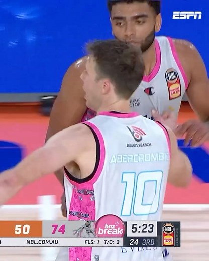 Beautiful basketball 😮‍💨 #UNBREAKABLE | BNZ Breakers