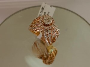 Cocktail diamond band ring exclusive variety. Whtsapp 9667646485 . . . #diamondring #cocktailring #designerjewelry #gold #goldjewellery #jewellerygram #reeloftheday #jewellery #fashion #jewelrydesigner #jewelrydesign #instajewelry reelitfeelit #trendingreels #trendingsongs #trendingnow #fashionstyle #instareels #lifetimebuybackgurantee #varietyhandloom #varietyjewels #rajourigarden | VARIETY JEWELS