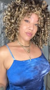 Try this headband Hack! #curlyhair #headbandhairstyle #curlscheck #goodyhair #blondecurls #netplopping #plopping #juicycurls #naturalhair | Veldaily Network