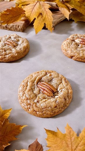 Our Gluten Free Brown Butter Pecan cookies are the perfect fall treat, blending the rich flavor of brown butter with crunchy chopped pecans. This modern twist on a classic cookie will have you savoring every delicious bite! #cookies #glutenfree #butterpecan #fall #pecan | Treat Yourself Cakery | Facebook