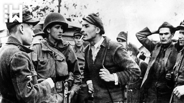 Dachau Massacre - Execution of Nazi Guards during Dachau Liberation Reprisals - World War 2