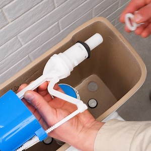 Handy Toilet Replacement | Crafty Panda How