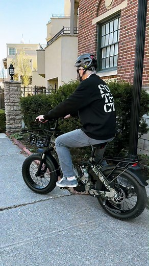 😎Make the Most of Summer with Your eBike ☀️Summer is here—perfect for a ride! Grab your eBike and explore the outdoors. The best moments belong to those who take the initiative. Let your journey begin today! https://beecoolbikes.com/collections/ebike #eBikeAdventure #SummerRide #ExploreWitheBike #BeeCoolBikes #RideIntoSummer #ElectricBikeFun #OutdoorFreedom | Beecool Bikes