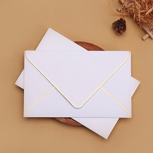 [Hot Item] Black Soft Touch Paper Envelope Golden Stamping UV Spot Paper Gift Credit Card Holder Packaging Envelope