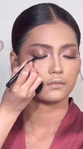 Beautiful eye makeup tutorial 😍 Credit @vinnagracia ✨Untuk inspirasi lainnya follow @indonesianmua &📌#indonesianmua Ikuti akun media sosial Indonesian MUA lainnya : Instagram : @indonesianmua YouTube Channel : Indonesian MUA TikTok : @indonesianmua #muaindonesia #tutorialmakeup #indonesiamua #makeuppernikahan #tipsmakeup #mua #eyemakeup | Indonesian MUA