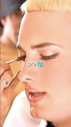 Eminem Dresses Up as Britney Spears 😳💋