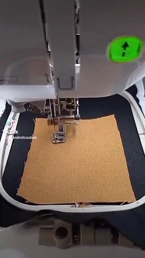 Faire un appliqué à la brodeuse . #broderie #broderiemachine #broderiemoderne . | Christelle Mathieu