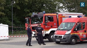 22K views · 234 reactions | Ein Ende der weltweiten #Waldbrände ist nicht in Sicht. Auch Deutschland schickt nun Hilfskräfte nach #Griechenland. Am Sonntag startete ein gemeinsames Kontingent mit spezialisierten Einheiten zur Waldbrandbekämpfung aus den Feuerwehren Bonn, Königswinter und Leverkusen (Nordrhein-Westfalen) mit 18 Fahrzeugen und rund 60 Einsatzkräften. Video: Einsatz-Report24 | DIE RHEINPFALZ | Facebook