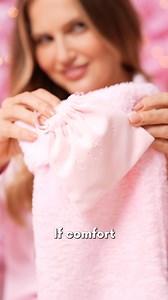 75K views | Meet CAKES - the Comfortable & Reusable nipple covers that recently broke the internet! CAKES are:  2x the size of ordinary covers for super seamless coverage  Washable & reusable so you can use ‘em til you lose ‘em  Grippy NOT sticky, we don’t use any irritating adhesives ‍♀️Designed by women for women $1 donated to Breast Cancer for every order! | CAKES body | Facebook