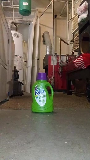 Smashing fab detergent bottle | Johnny Rosario