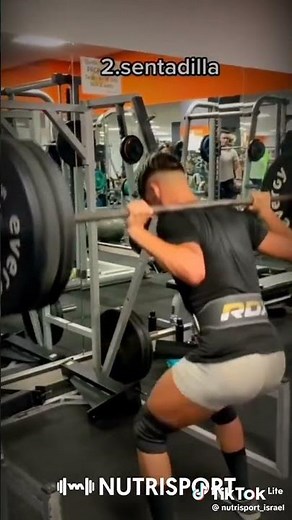 Male Muscle Bubble Butt: Young man with extreme bubble🫧🍑 glutes, shows his Glutes gym exercises 🔥