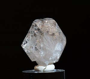 Natural Quartz Crystal, Gem for Meditation and Energy Boost - Etsy