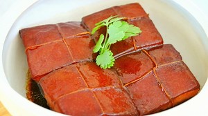 30K views · 1.3K reactions | Dong Po Rou (Red Braised Pork Belly) Written Recipe: https://cicili.tv/braised-pork-belly/ | CiCi Li | Facebook