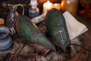 White Tree Leather Bracers Medieval Armor Ranger Cosplay Costume Warrior Vambrace Larp Gear Viking Leather Armor Guard Forest Ranger - Etsy