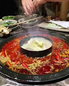 SICHUAN HOT POT From: 🇨🇳 Sichuan, China Read more: www.tasteatlas.com/sichuan-hotpot Have you tried Sichuan hot pot, an authentic, fiery, and spicy Chinese communal meal? Be prepared for mouth-burning and tongue-numbing sensations! 📽: instagram.com/hungrydining | TasteAtlas