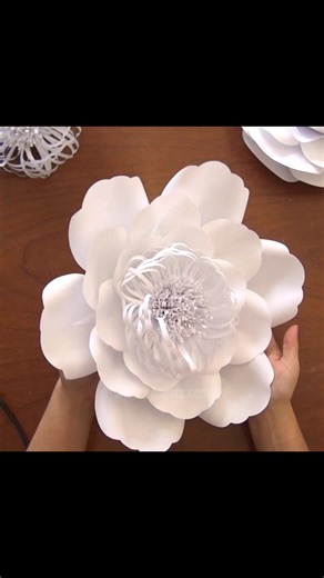 Arte con Flores de Papel Gigantes | Arte con Flores de Papel