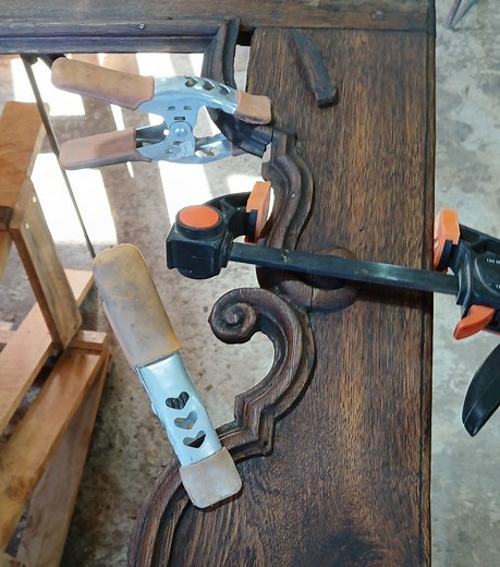 Expert modern, period, collectable or classical furniture repairs , refinishing, makeovers and restoration of antique furniture, veneers, carvings, riempies, French polish. Located next to Lion & Safari Park, Broederstroom. Call or WhatsApp 082 5655 431. | Furniture Repair Specialist