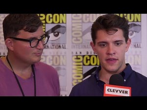 Casey Cott & Roberto Aguirre-Sacasa Tease Riverdale Season 2 at Comic Con 2017