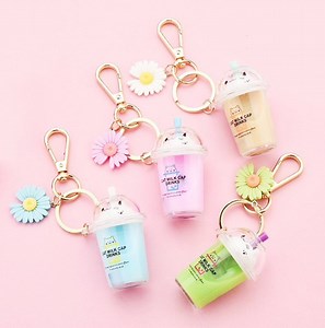 [Hot Item] Acrylic Key Chains Manufacturer Custom Kawaii Boba Keychains Bubble Tea Charm Liquid Keychains Acrylic Boba Milk Keychain Empty