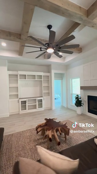 📍SPRINGTOWN, TX| $599,000 5 BED| 3 BATH| 1.17 ACRES SEPERATE GUEST HOUSE W/FULL KITCHEN Clink link in Bio 🔝 for more information! #hometour #texashomes #hometour #dreamhome #homeinspo #springtowntexas #justintx