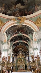 📌St Gallen, CH, the baroque Cathedral 📷@8peste8 | Beautiful old libraries, castles and ancient architecture