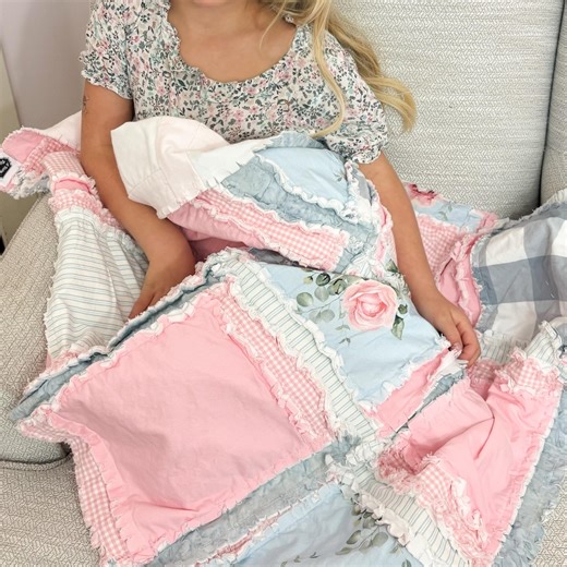 Pink Baby Girl Quilt | Pink Blue Floral Bedding | Feminine Vintage Nursery | Pick Size: Baby Blanket, Crib, Toddler Quilt - Etsy
