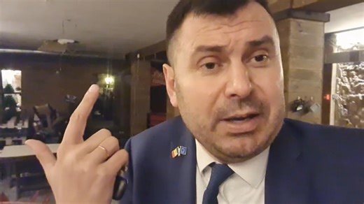 3.9K views · 97 reactions | Budweiser Grill & Pub, patronat de un om care a militat pentru PAS și Maia Sandu, a fost închis în urma acțiunilor actualei guvernări, spune Vasile Costiuc. Mai votați. Masiv. | Telegraph Moldova | Facebook