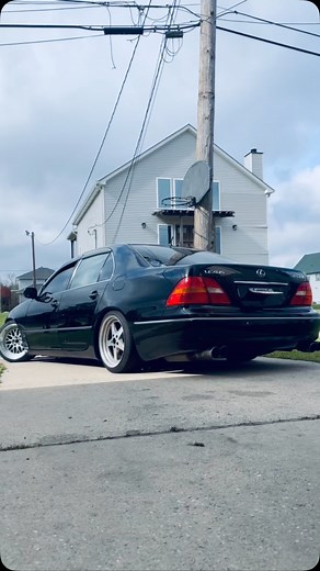 Never let the pressure make you fold #freelunch #coldstart #exhaust #straightpiped #jdm #v8 #limitless #jetlife #fyp #drift #neworleans #lexus #ls430 #celsior #landcruiser #manualswap #allin | Larry Nguyen