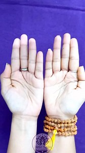 ✅ About this Mudra Meaning - Kalesvara” is made of two words: Kal (Kaal) Ishwara The word “Kaal” stands for “time.” And the Word “Ishwara” can be translated into “God.” This brings us to the conclusion that the word “Kalesvara” means God of Time, It’s named after the Hindu deity Kalesvaram (synonym of Shiva) who rules over time. . . 📌 Chanting this Mantra whenever do this Mundra - . • महा मृत्युंजय मंत्र . ॐ त्र्यम्बकं यजामहे सुगन्धिं पुष्टिवर्धनम् । उर्वारुकमिव बन्धनान् मृत्योर्मुक्षीय मामृतात