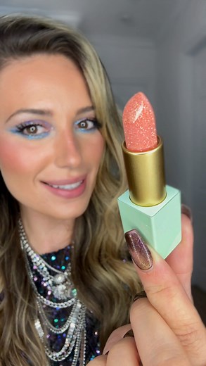 VICTORIA•LYN on Instagram: "Lip Cristal💎by @chantecaille in pink Opal💕I could just stare at this one in the tube😍 Love trying metallic lips for the holidays! #makeup #beauty #lipstick #lipliner"