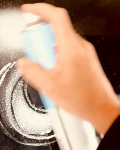 25K views · 433 reactions | A little Monday morning Minions to make you smile. #minions #art #spring #snowwindows #mondaymood #mondayblues #mondayvibes #snowsprayart #snowspray | Snow Windows | Facebook