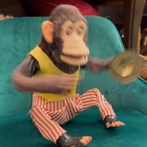 Magnolia & Willow - antique and vintage on Reels