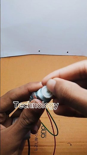 DC Motor Vibrating Project #shortvideo #trending #dcmotor #shorts #school #science #project #diy