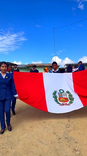 12K views · 105 reactions | Celebrando el día de la Bandera Nacional del Perú  #peru #DiaDeLaBandera | Institución Educativa de Guellgash | Facebook