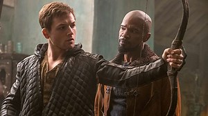 🔥🏹 Fette Action! #TaronEgerton und Jamie Foxx sind im neuen Trailer zu #RobinHood ein explosives Dream-Team. Wen magst du lieber? | KINO&CO