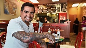 Chef Aarón Sánchez to host fundraising event for El Paso shooting victims