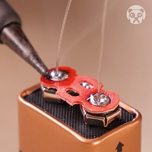 Electric Door Lock Using PP3 Battery! | Crafty Panda How